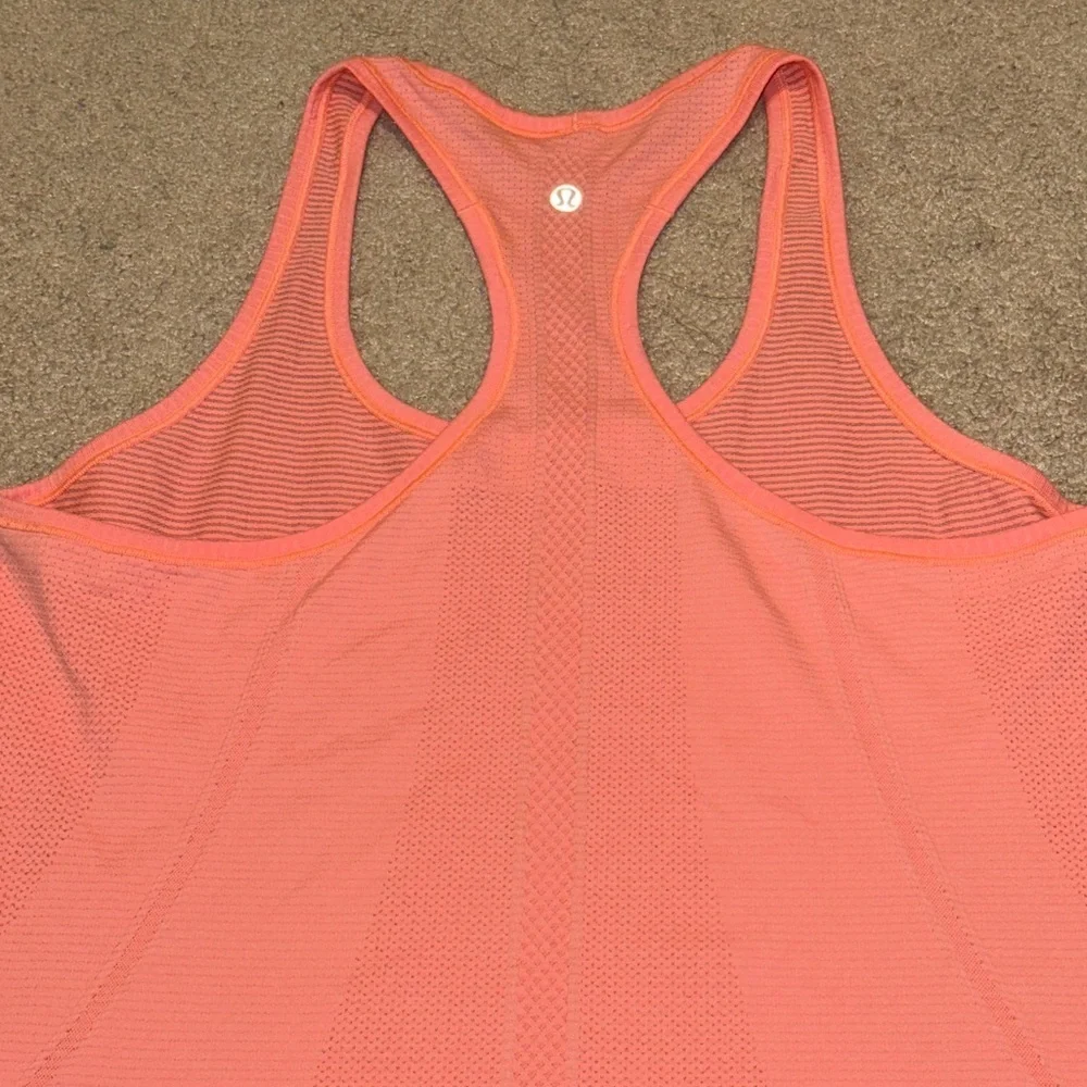 Lululemon Swiftly Tech Tank Top Size 12 Coral Orange